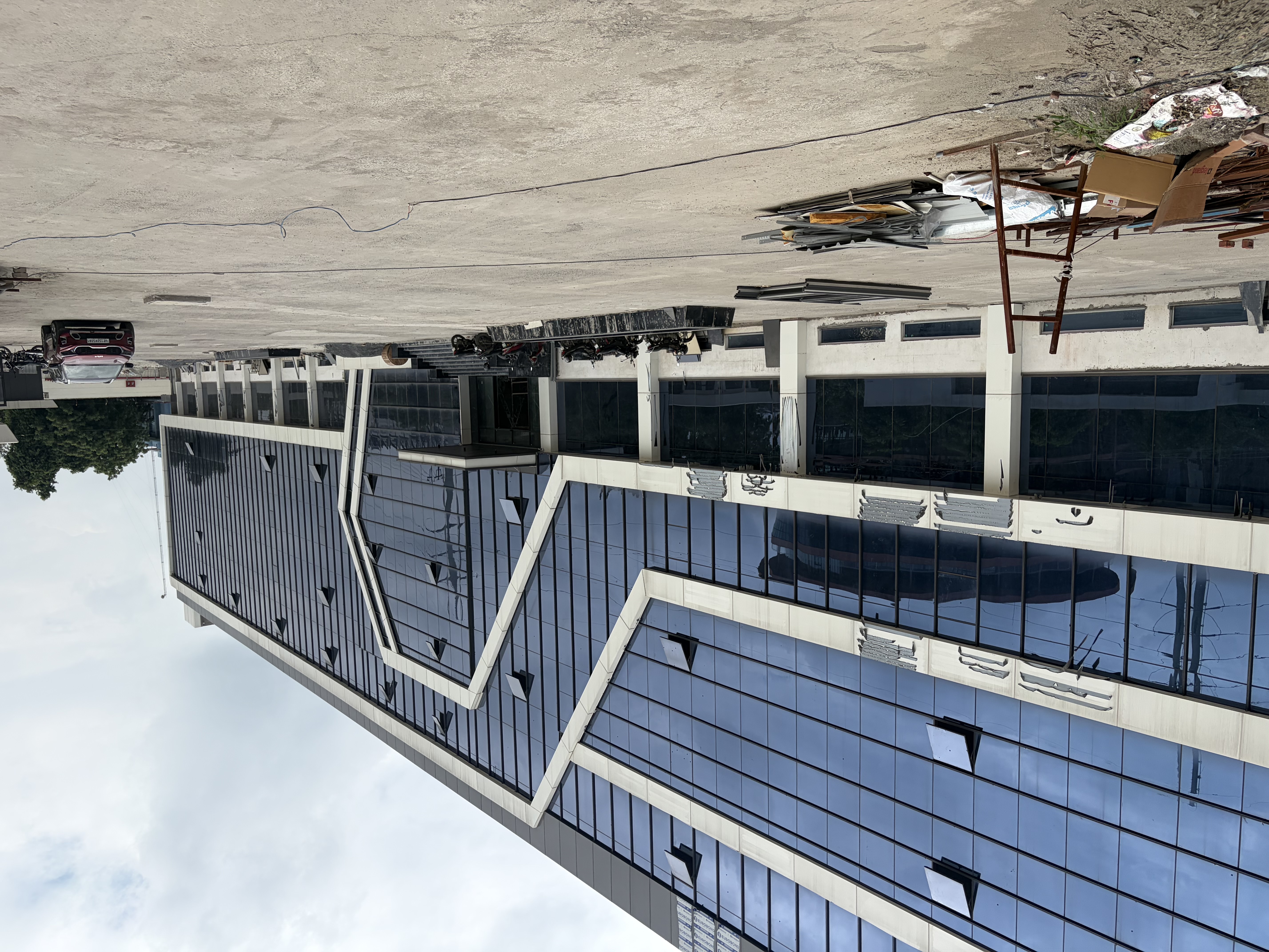 V-Lease, warehouse in Noida